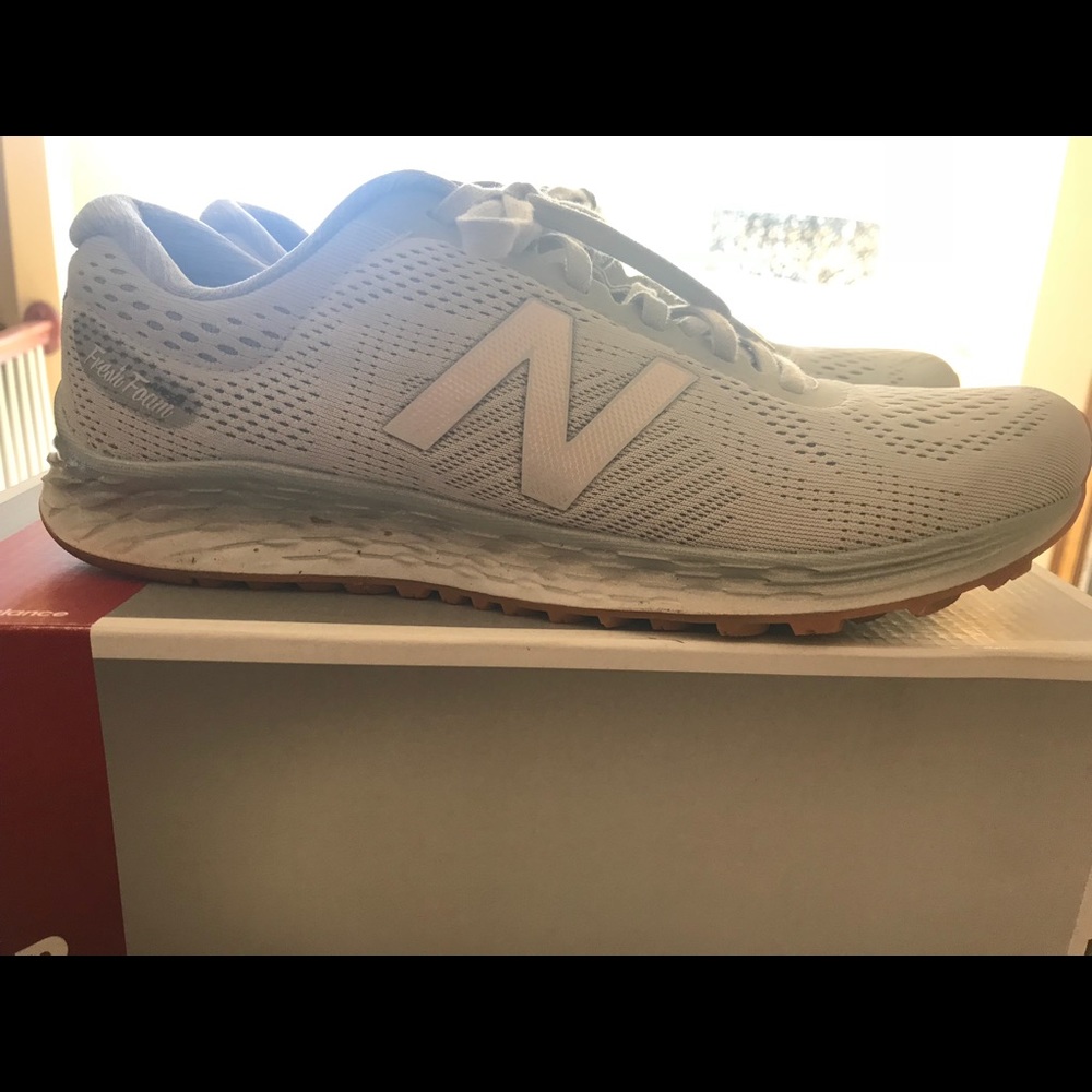 New Balance Fresh Foam walking shoe, size 10.